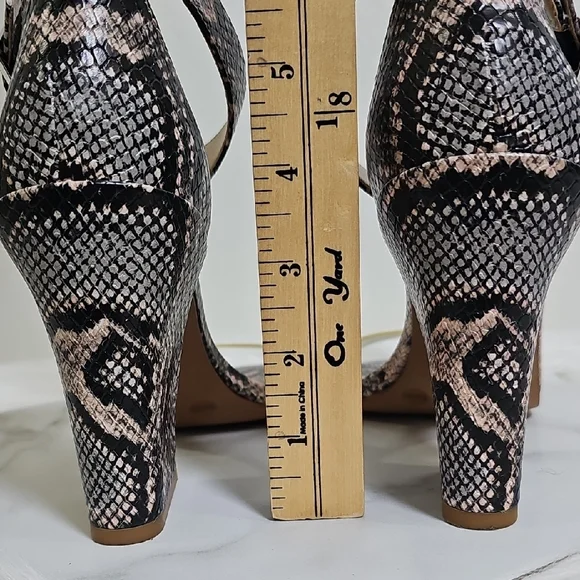Vince Camuto Black and Tan Snakeskin Heels - Picture 6 of 16